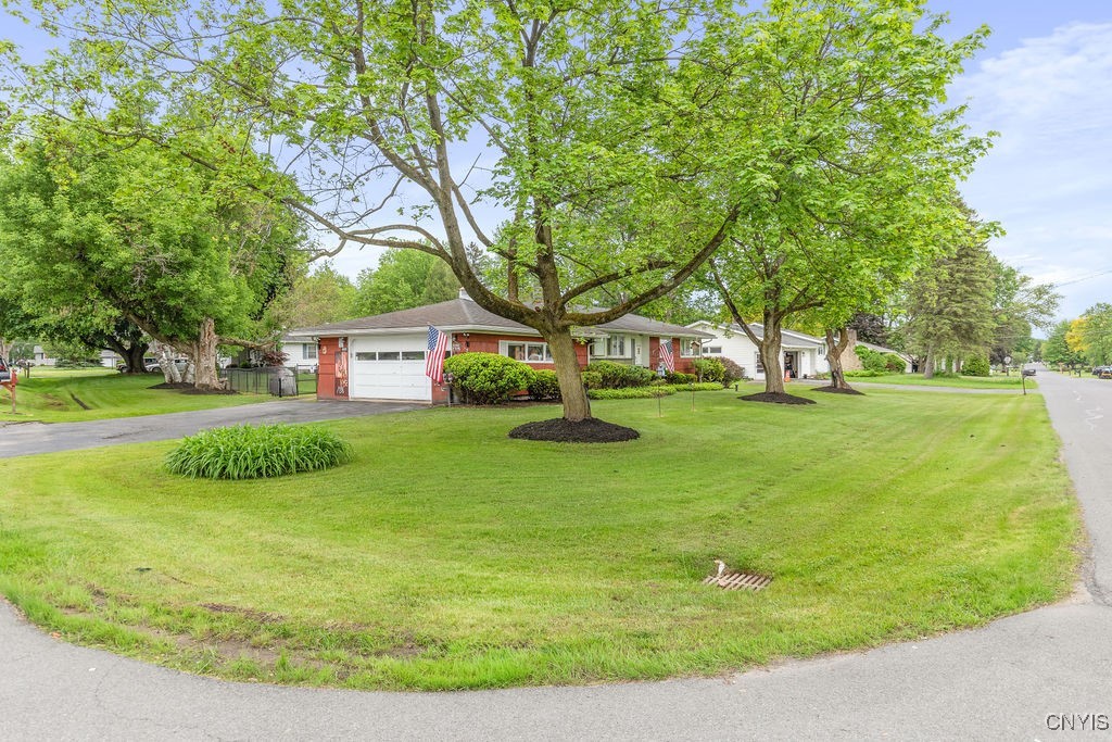 7958 Vernon Road, Cicero, New York image 6