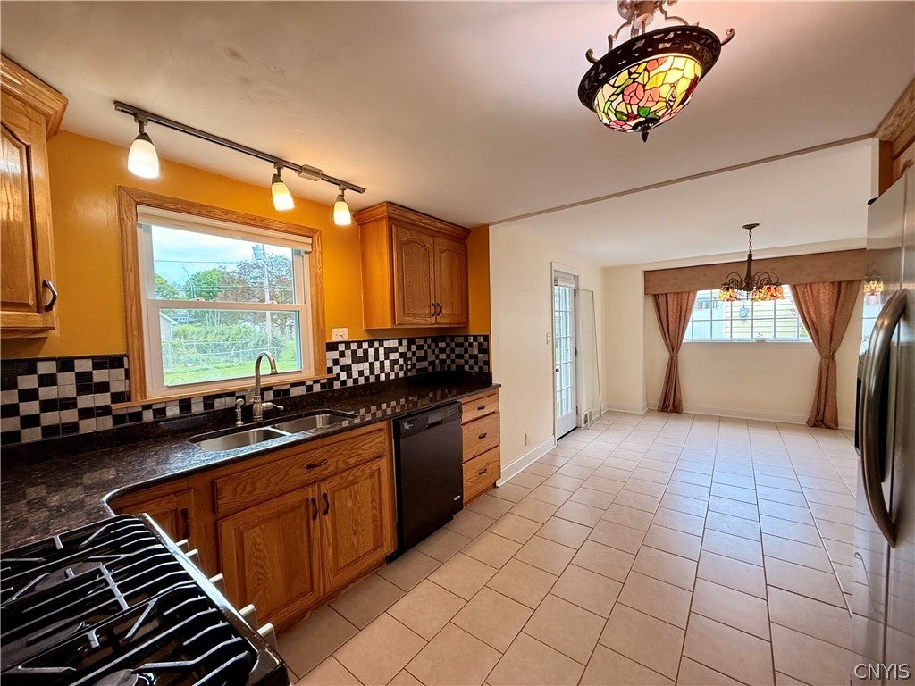 2643 Remington Road
