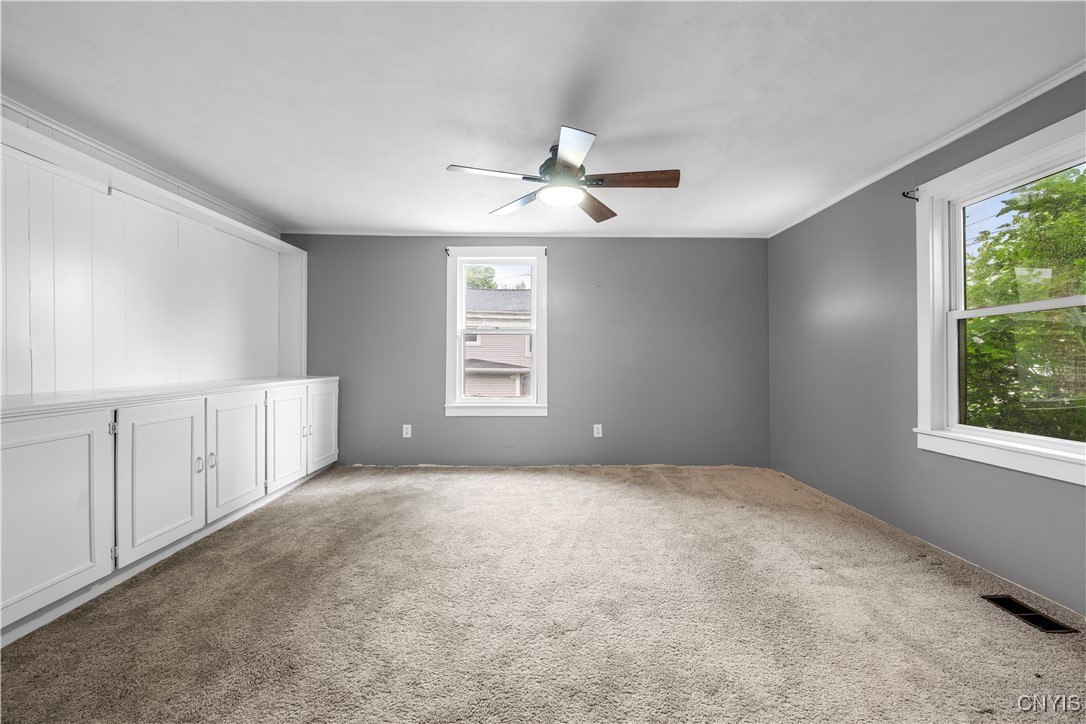 32 S Hamilton Street, Elbridge, New York image 6