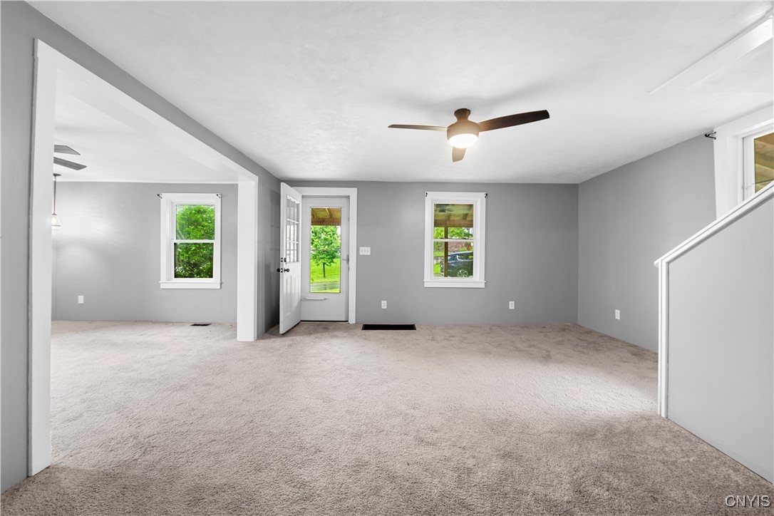 32 S Hamilton Street, Elbridge, New York image 8