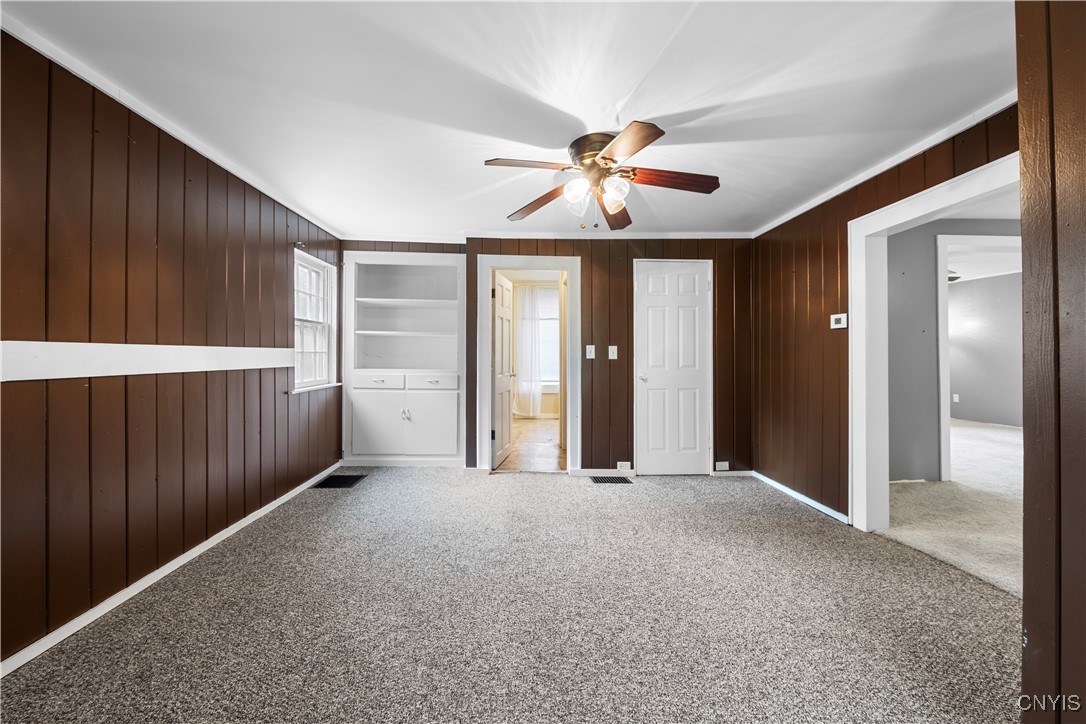 32 S Hamilton Street, Elbridge, New York image 10