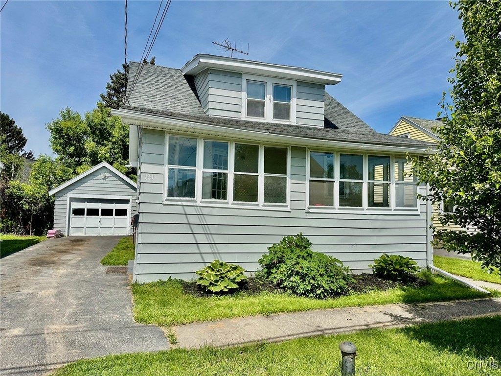 131 Hazelhurst Avenue, Syracuse, New York image 2