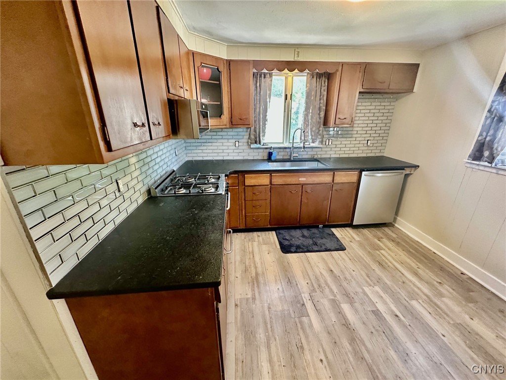 131 Hazelhurst Avenue, Syracuse, New York image 7