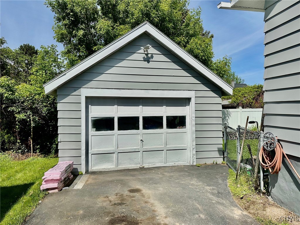 131 Hazelhurst Avenue, Syracuse, New York image 24