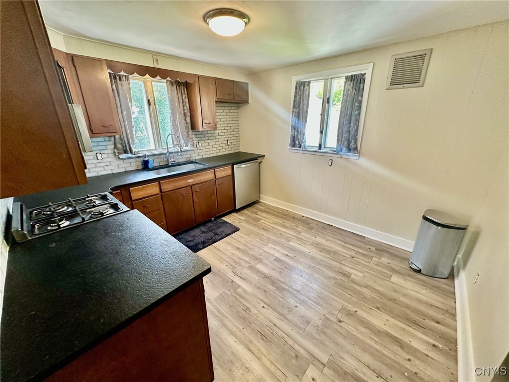 131 Hazelhurst Avenue, Syracuse, New York image 10