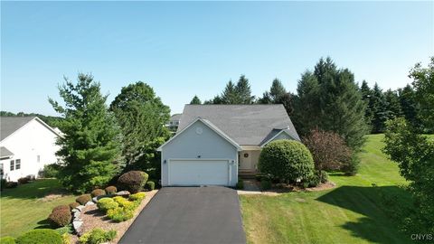 Photo of 6114 Bay Hill Circle, DeWitt, NY 13078 (MLS # S1653555)
