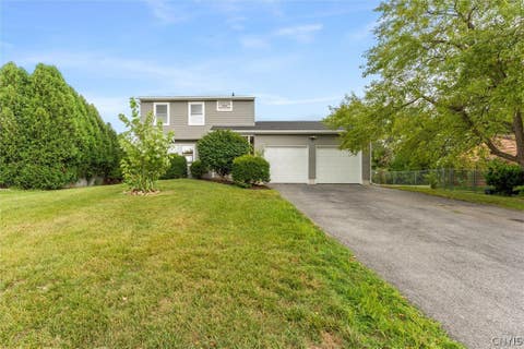 Homes For Sale - 8415 Lace Bark Lane<br/> Clay, NY 13090