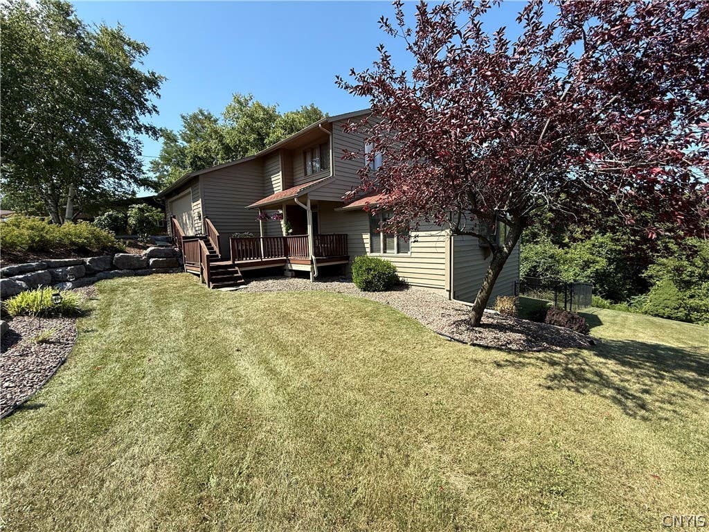 Photo of 43 Heritage Circle, Geddes, NY 13209 (MLS # S1708692)