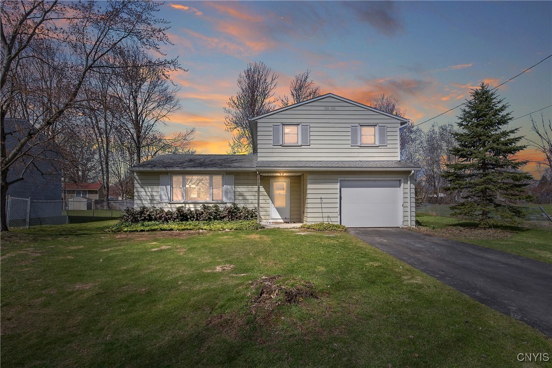 5373 Catalina Circle, Clay, New York image 1