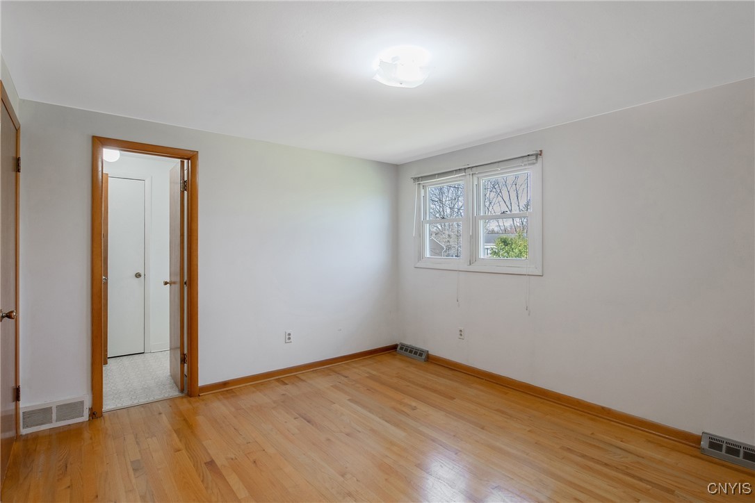 5373 Catalina Circle, Clay, New York image 27