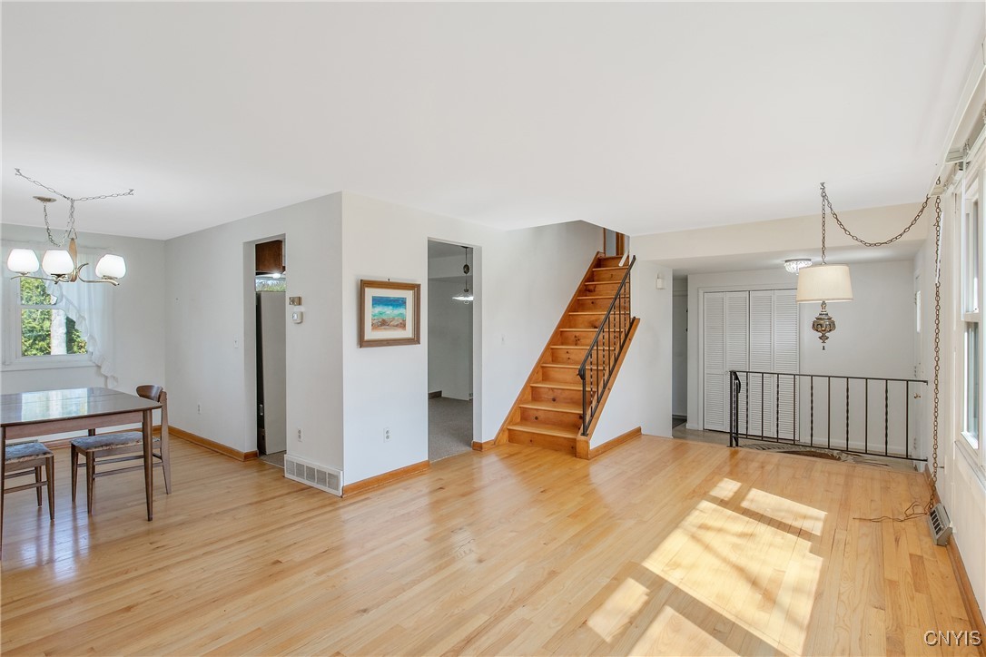 5373 Catalina Circle, Clay, New York image 5