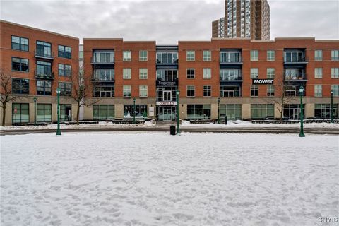 Photo of 211 W Jefferson Street #405, Syracuse, NY 13202 (MLS # S1654983)