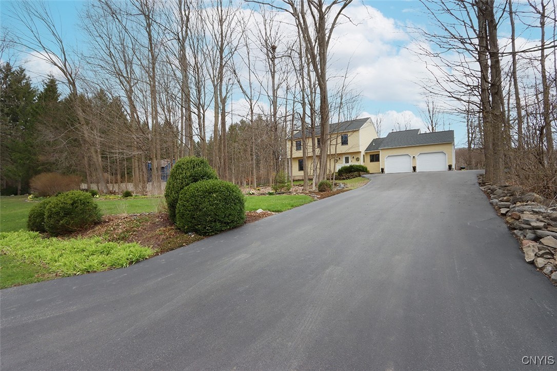 4215 Browsing Lane, Marcellus, New York image 1