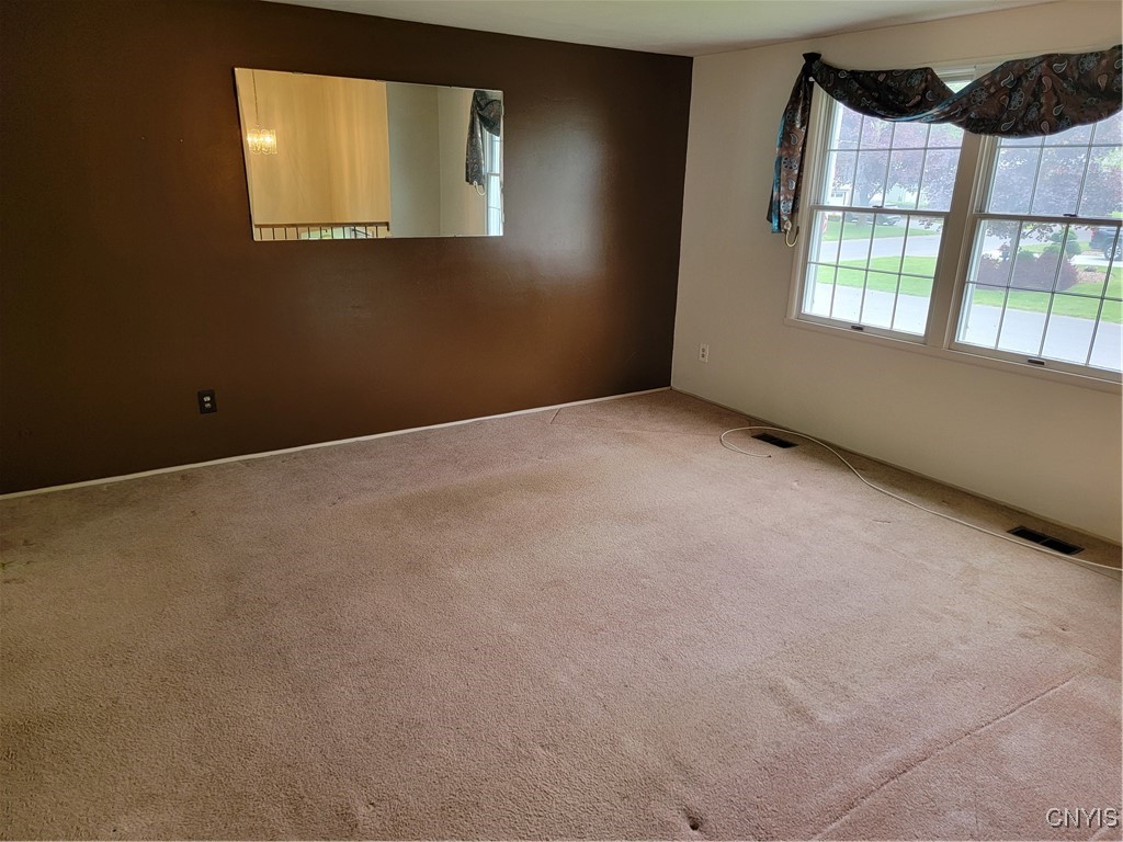 2 Orange Tree Lane, Clay, New York image 13