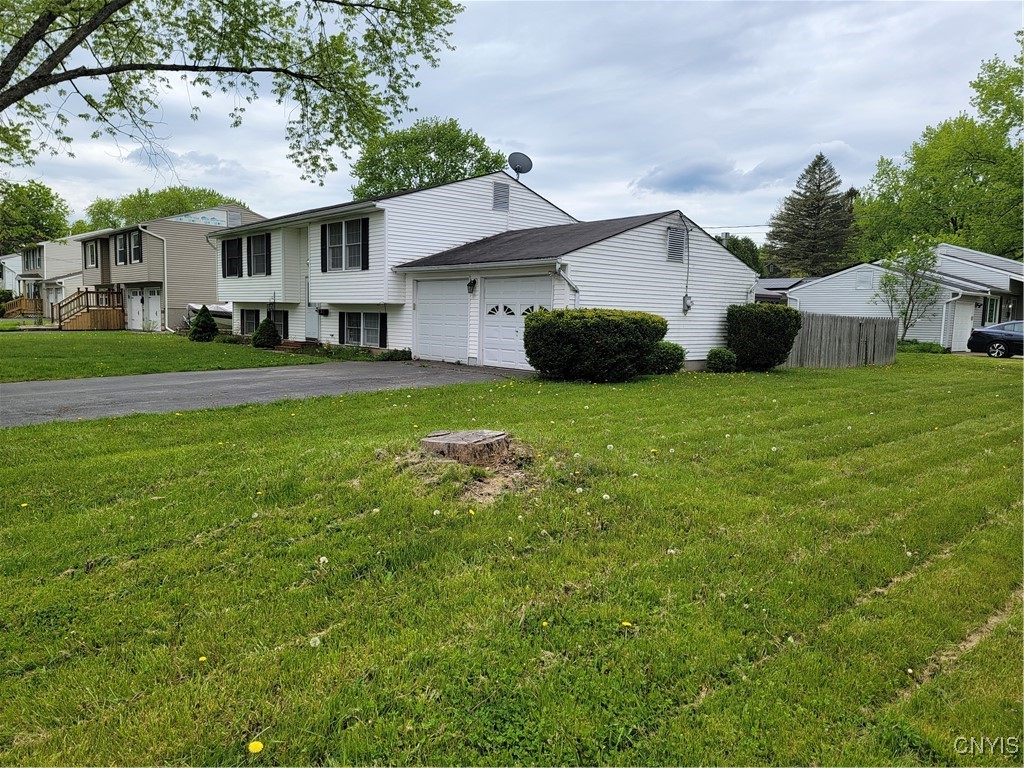 2 Orange Tree Lane, Clay, New York image 5