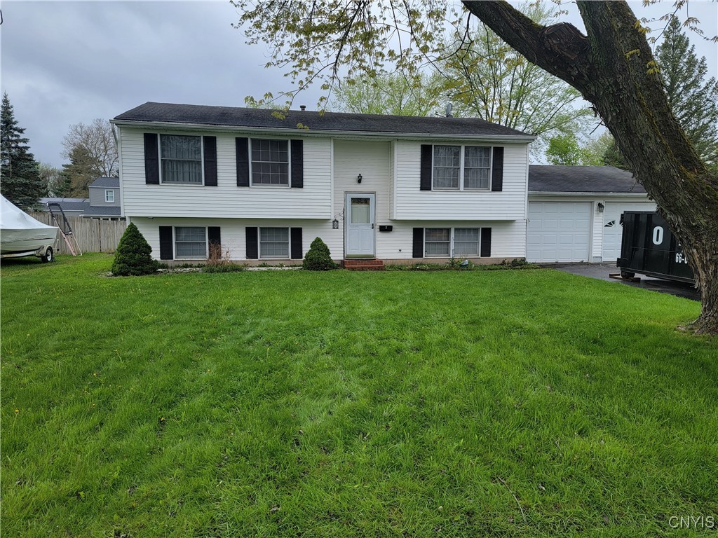2 Orange Tree Lane, Clay, New York image 1