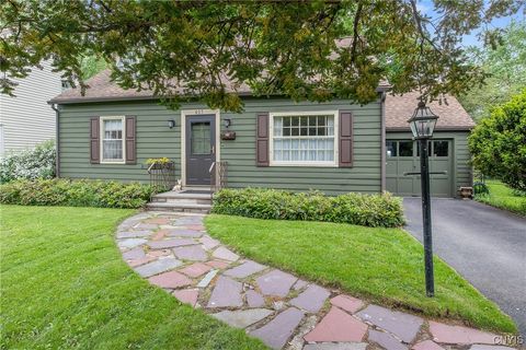 407 Radcliffe Road Syracuse NY 13214