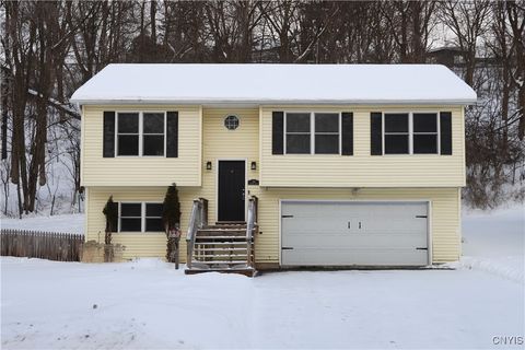 Photo of 151 Houston Avenue, Syracuse, NY 13210 (MLS # S1660214)