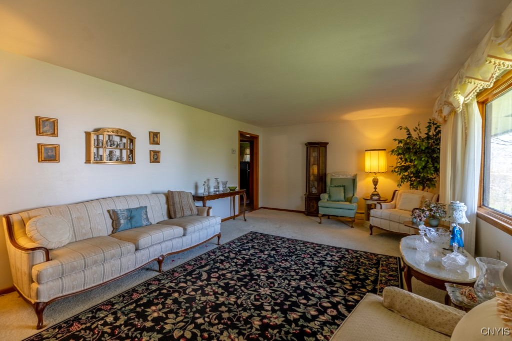 212 Kasson Road, Camillus, New York image 17