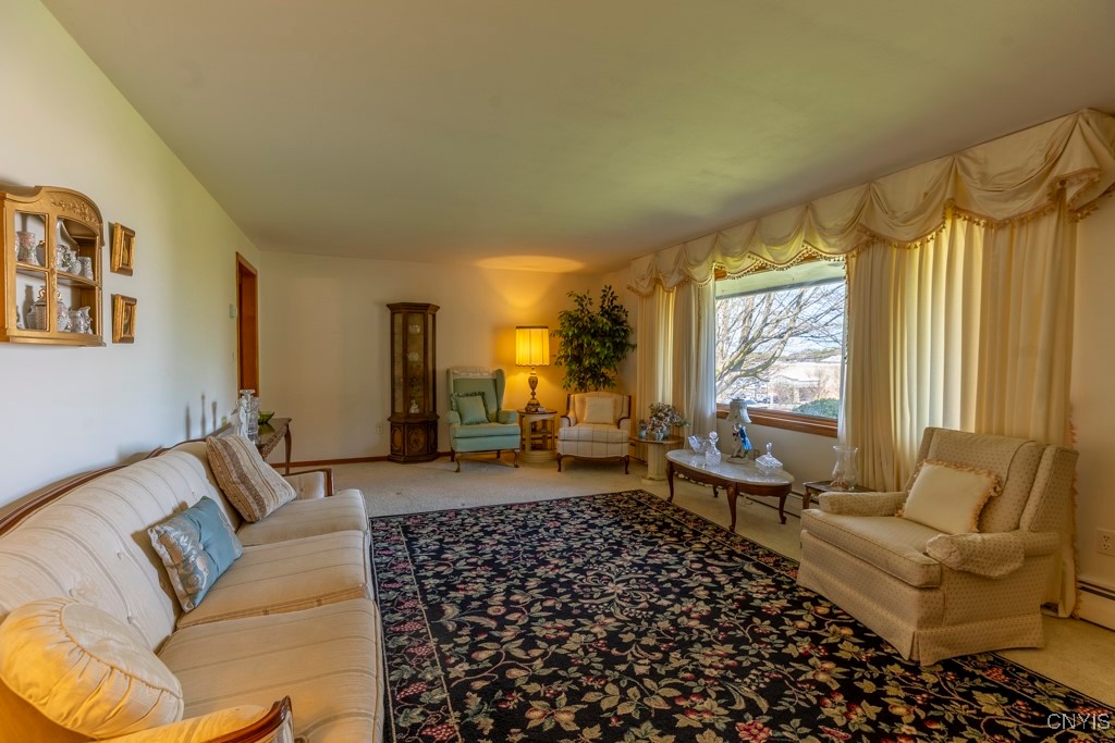 212 Kasson Road, Camillus, New York image 18