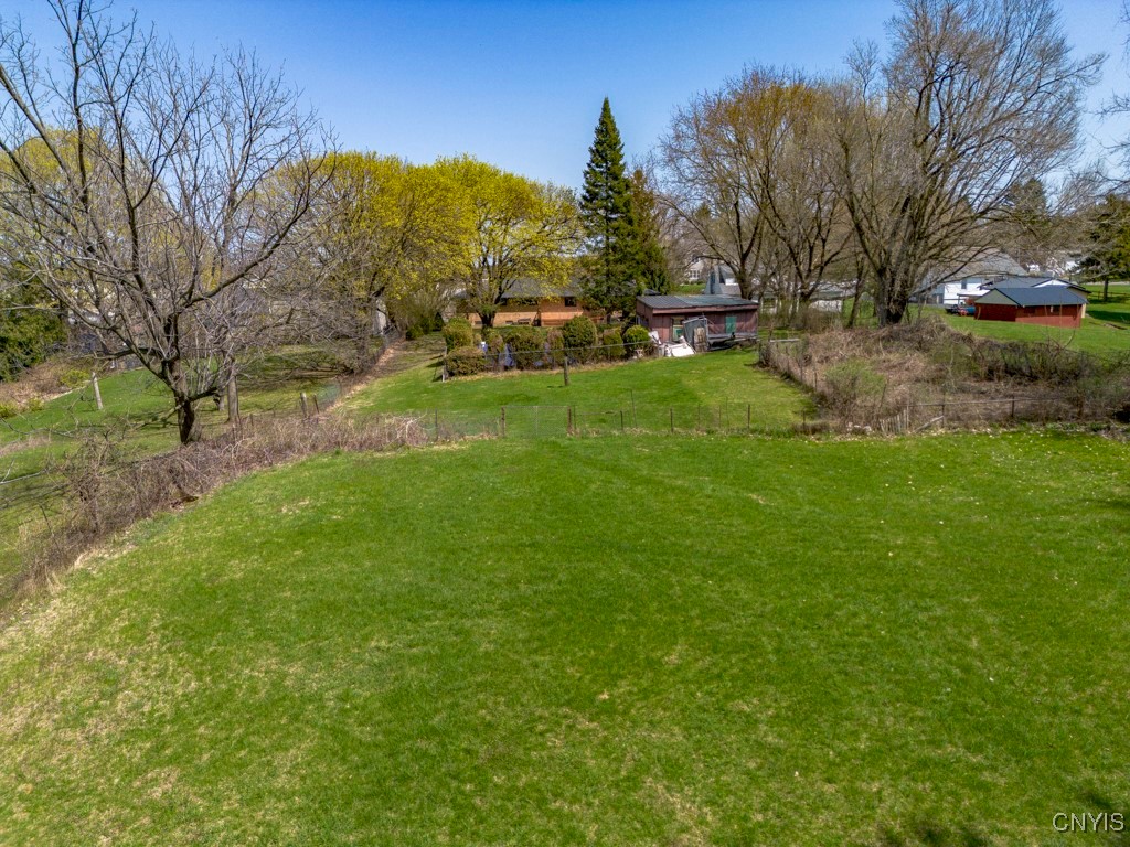 212 Kasson Road, Camillus, New York image 9