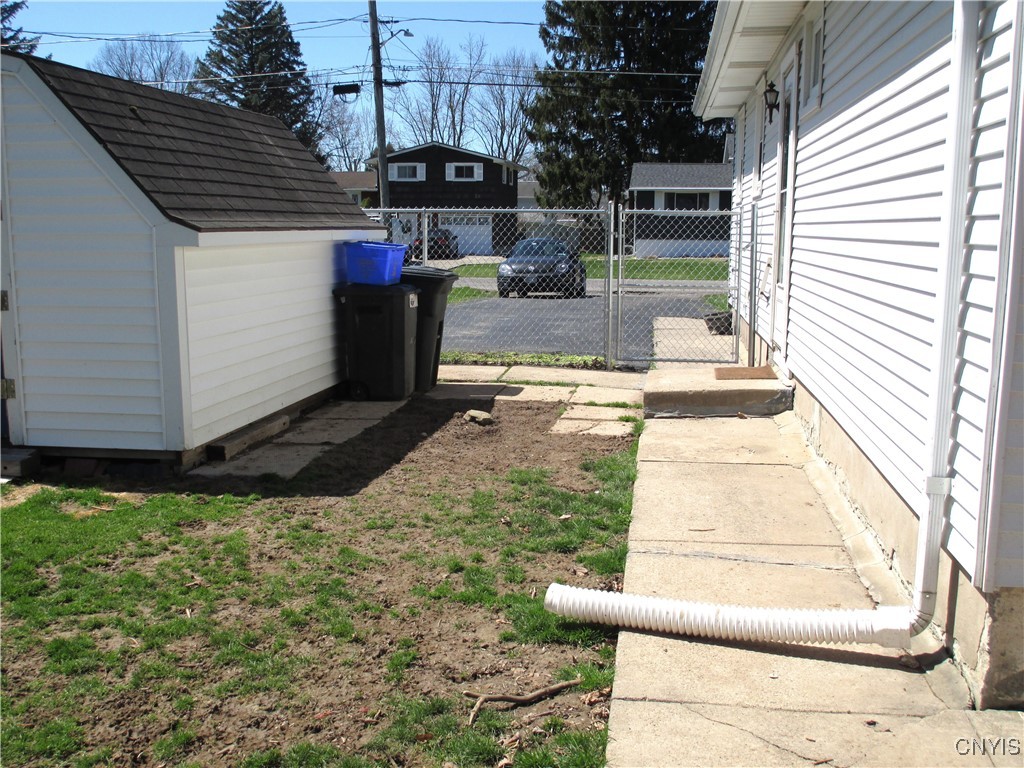 101 Ravenswood Drive, Clay, New York image 30