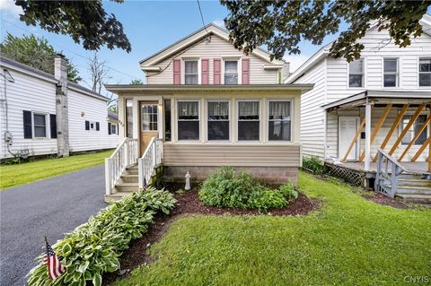 Photo of 282 W Fifth Street, Oswego, NY 13126 (MLS # S1687056)