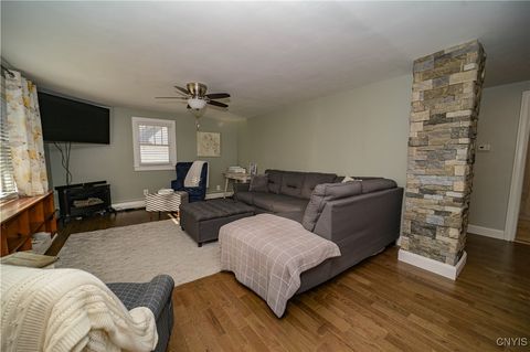 Tiny photo for 91 Oxford Road, New Hartford, NY 13413 (MLS # S1648634)