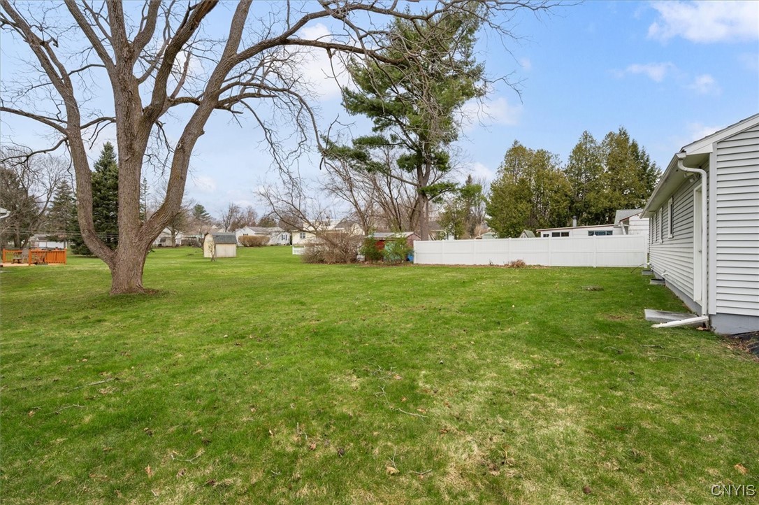 4871 Middle Settlement Road, New Hartford, New York image 36