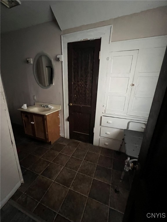 1332 W Colvin Street, Syracuse, New York image 26