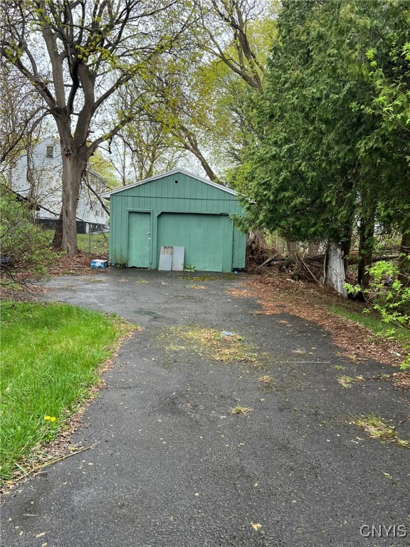 1332 W Colvin Street, Syracuse, New York image 4