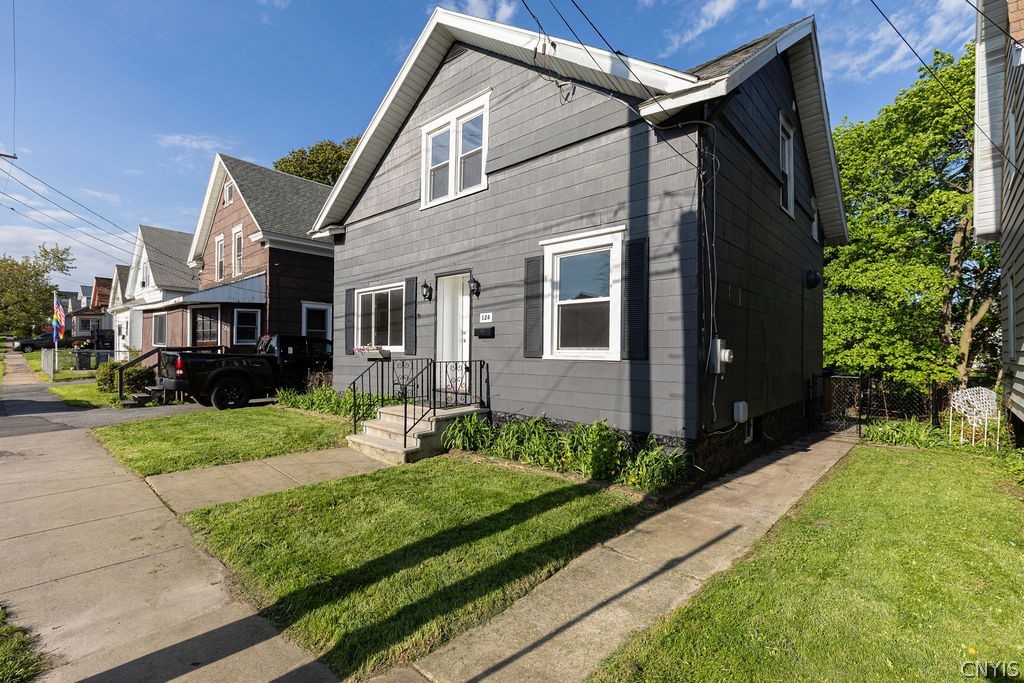 124 Mayar Street