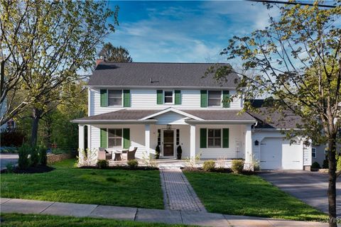 38 Academy Street Skaneateles NY 13152