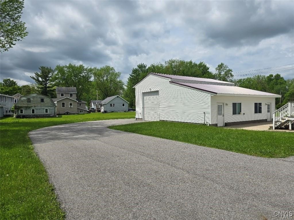 343 N Peterboro Street