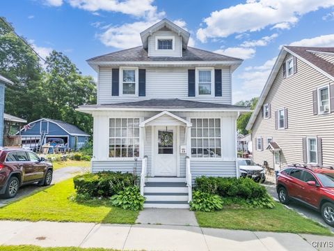 58 Woodside Ave Little Falls NY 13365