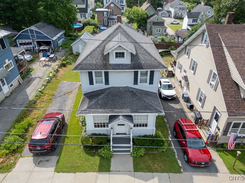 58 Woodside Ave