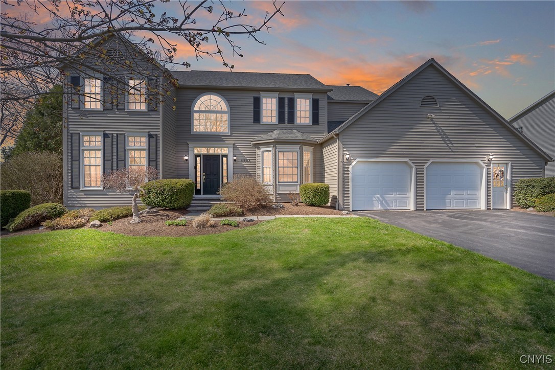 8353 Glen Eagle Drive, Manlius, New York image 1
