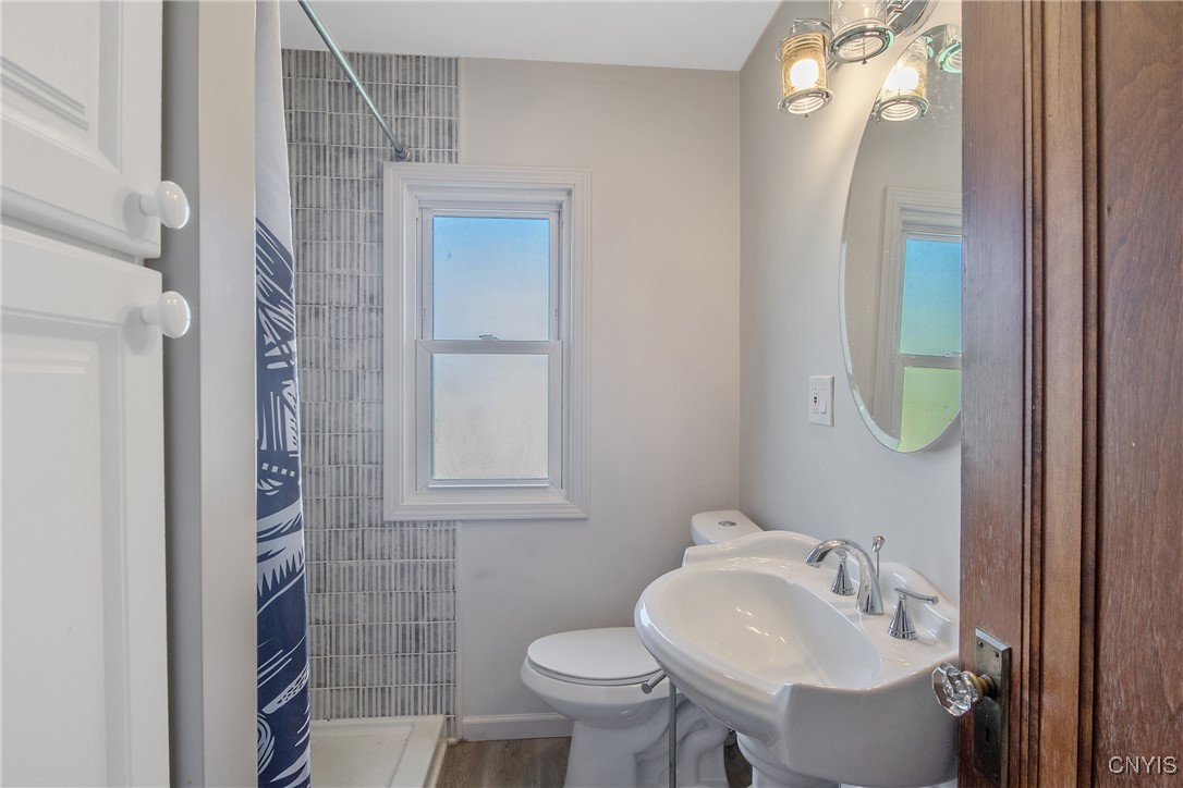 928 Velasko Road, Syracuse, New York image 28