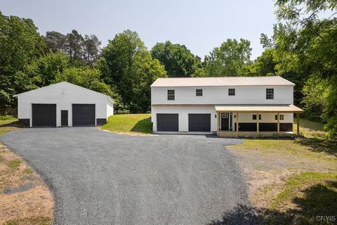 29 Crescent Lane Fulton NY 13069