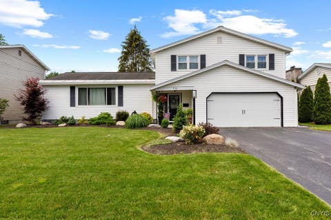 Photo for 111 Ruby Road