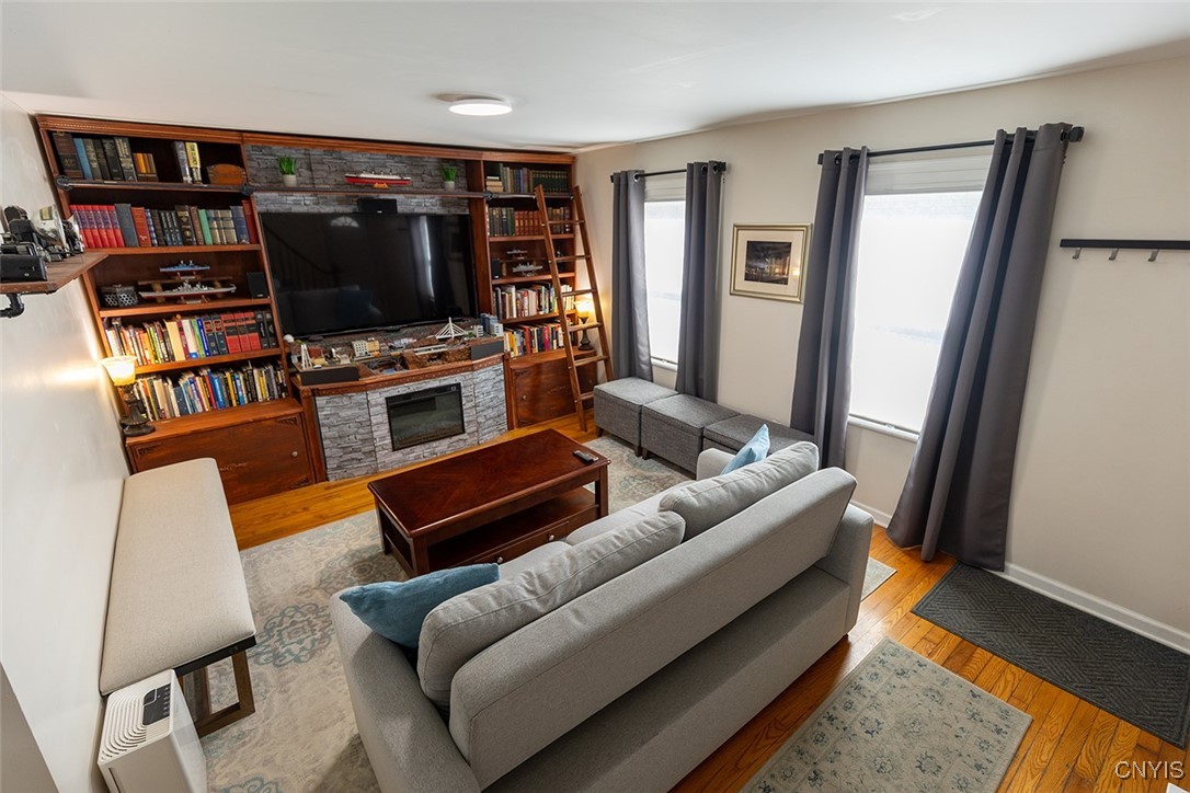 213 Oak Street, Syracuse, New York image 6