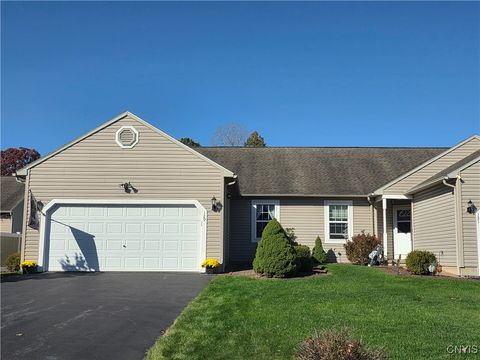 Photo of 129 Slindes Woods Circle Cir, Cicero, NY 13212 (MLS # S1646775)