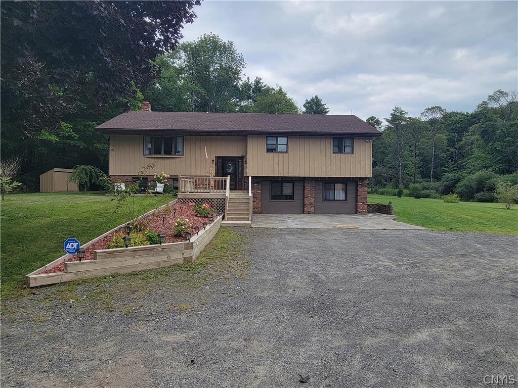 Photo of 179 Kringsbush Road, Ephratah, NY 13452 (MLS # S1709067)