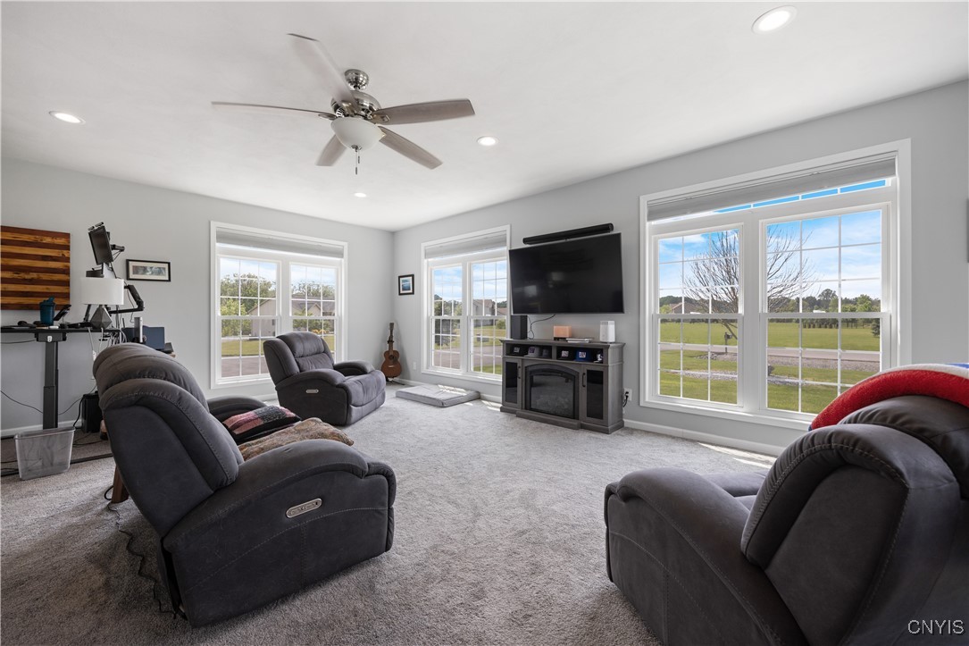 4838 Appaloosa Trl, Clay, New York image 10