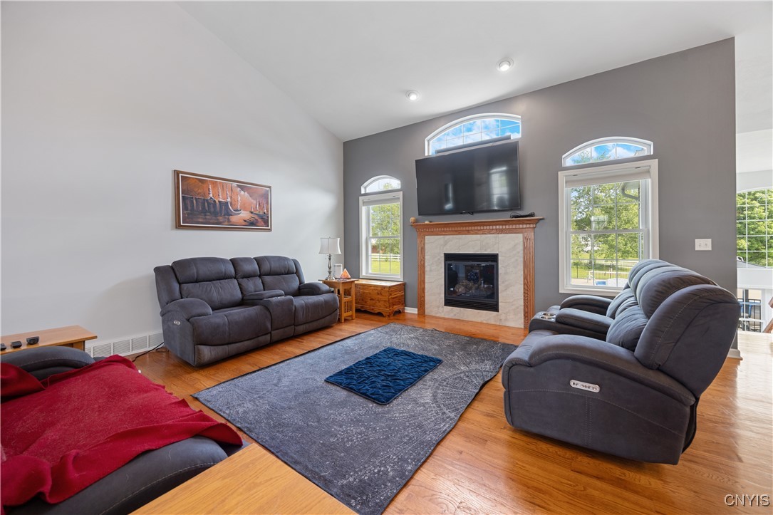 4838 Appaloosa Trl, Clay, New York image 5
