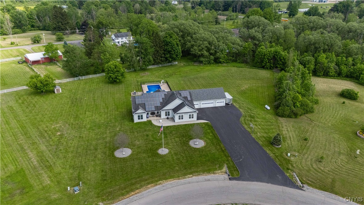 4838 Appaloosa Trl, Clay, New York image 36