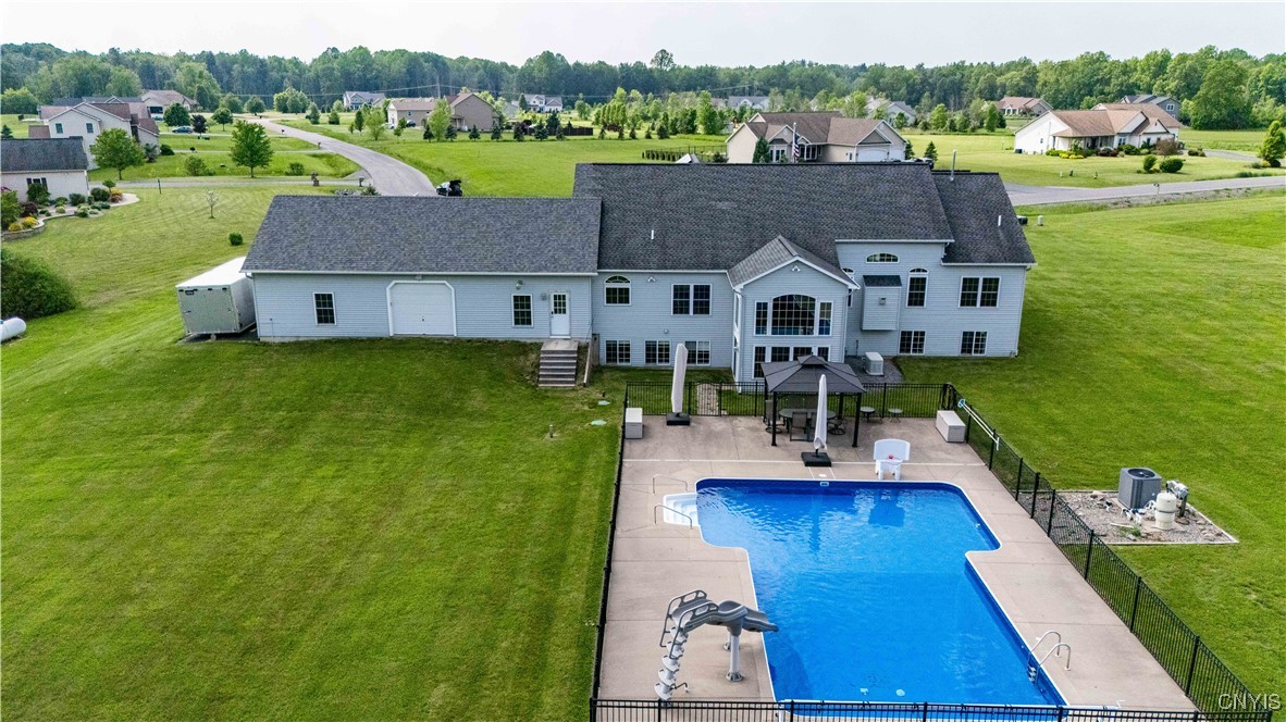 4838 Appaloosa Trl, Clay, New York image 38