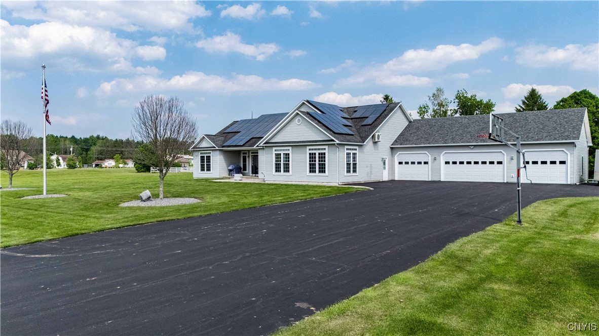 4838 Appaloosa Trl, Clay, New York image 39