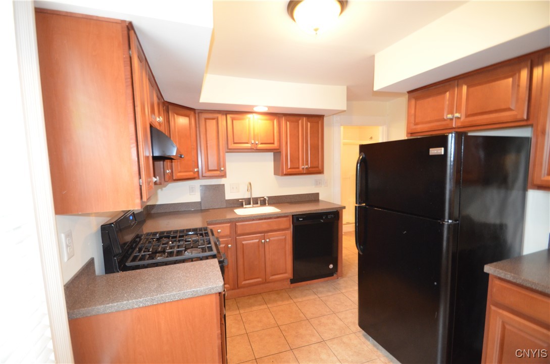 Syracuse, New York 13203, United States, 2 Bedrooms Bedrooms, ,1 BathroomBathrooms,Residential,Active,198647