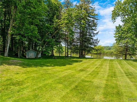 230 Button Shores Road Baldwinsville NY 13027